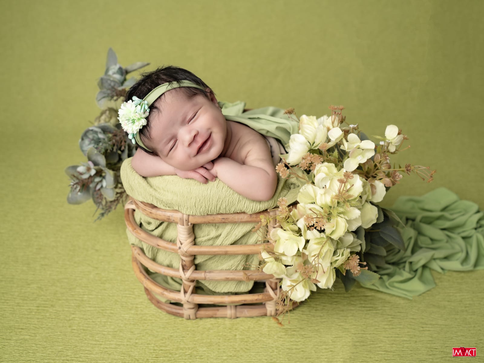 Newborn photography by Impact Photo Studio
