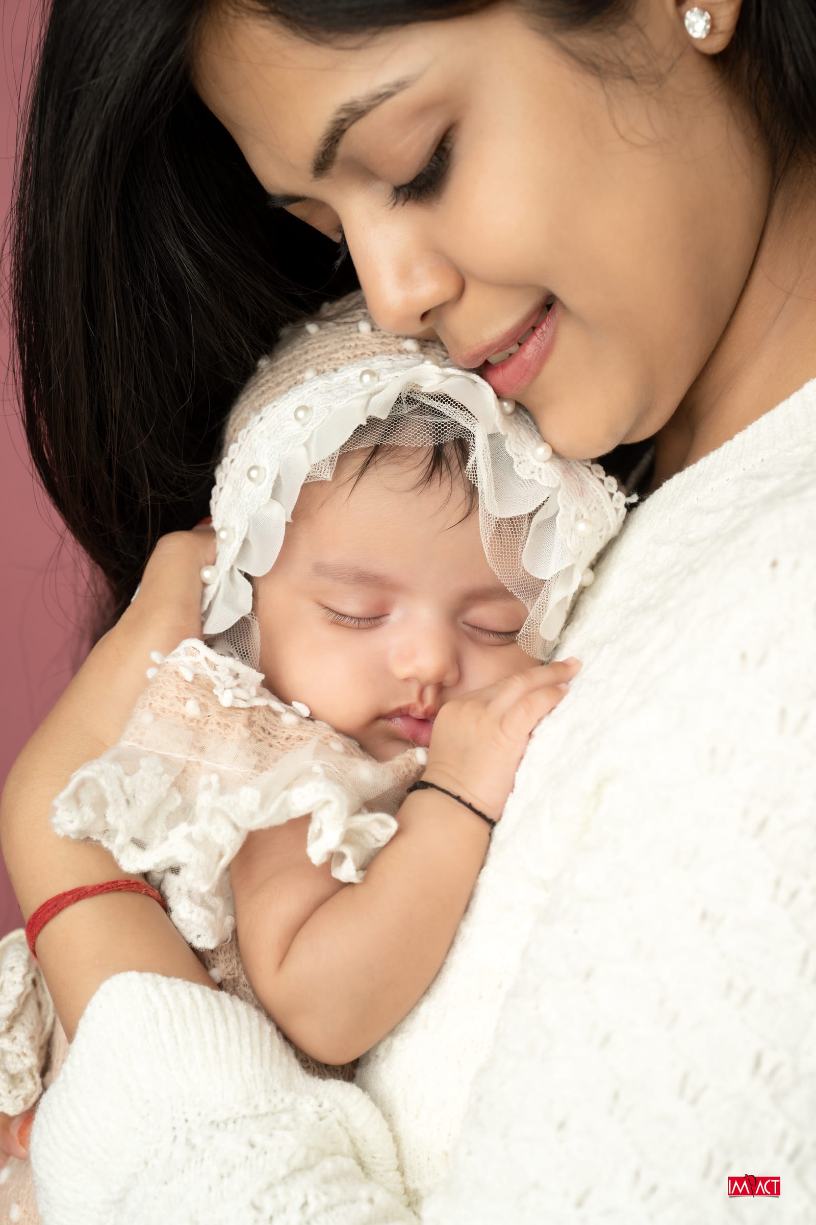 Newborn photography, Impact Photo Studio