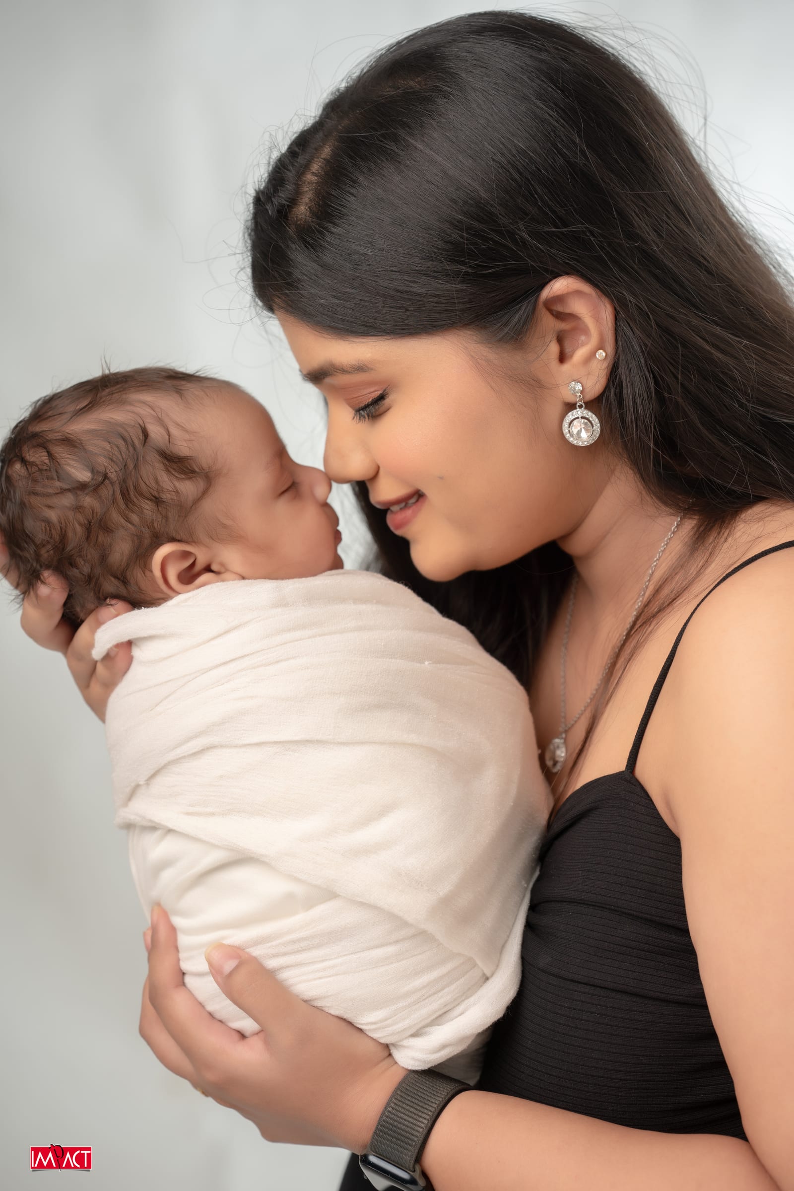 Newborn photography, Impact Photo Studio