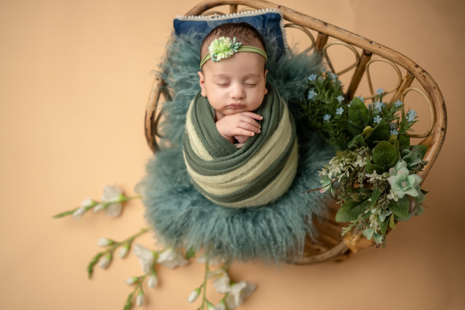 Newborn photography, Impact Photo Studio